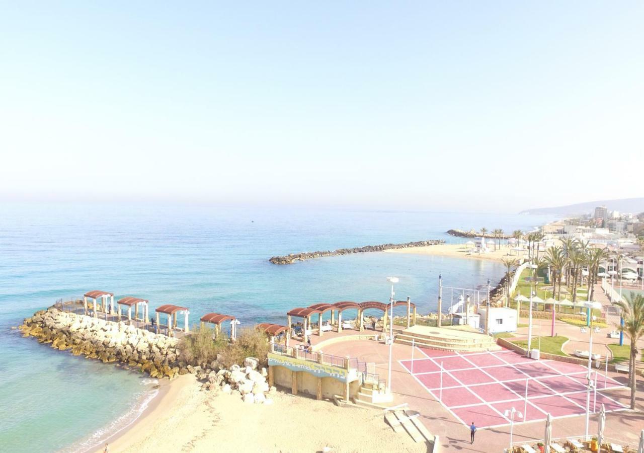ナハリヤHa-Aliya Sea Viewアパートメント エクステリア 写真